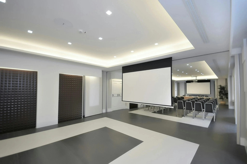 Doubletree by Hilton Naples Oriente