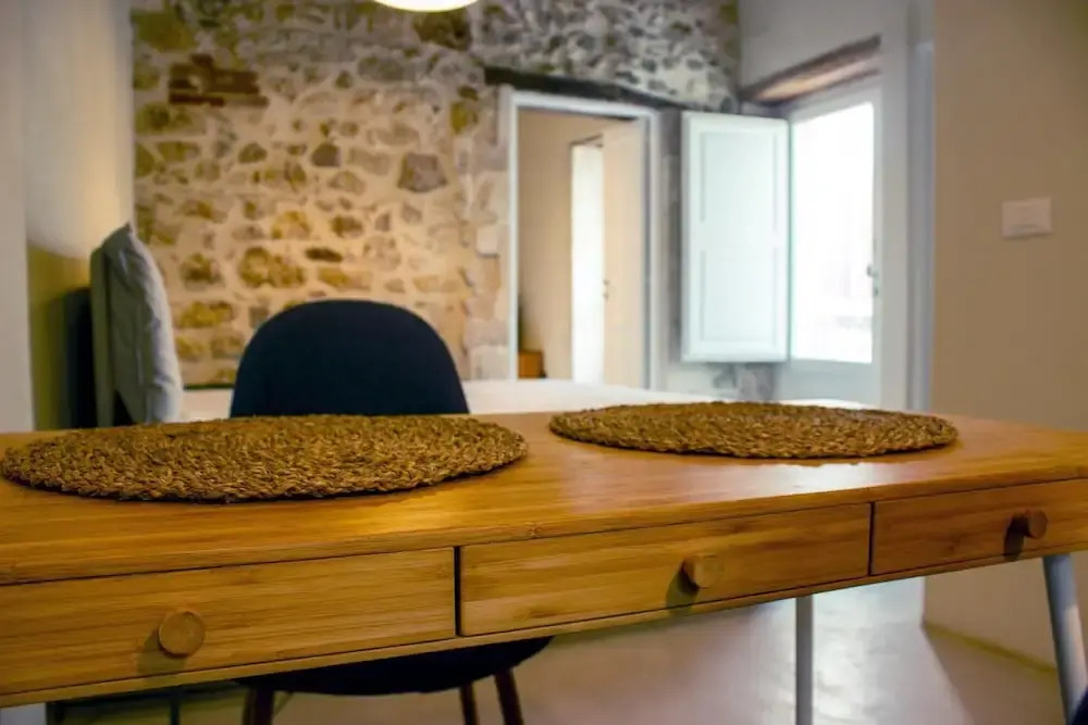 Sr-i754-giude36a1 - Ares Vintage Apartment
