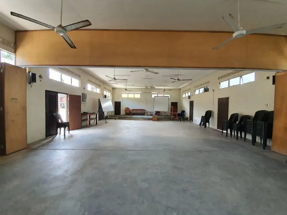 OYO 90278 Redzwan's Beach Resort