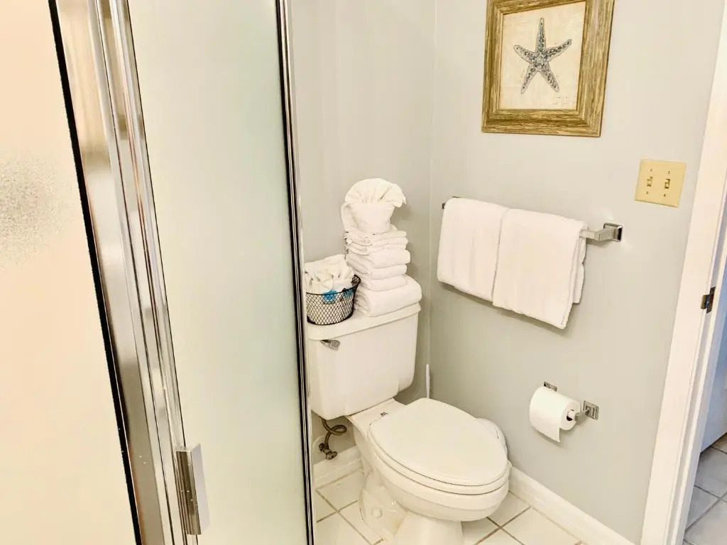 Just Updated - Beachfront Ocean view, 19th Floor