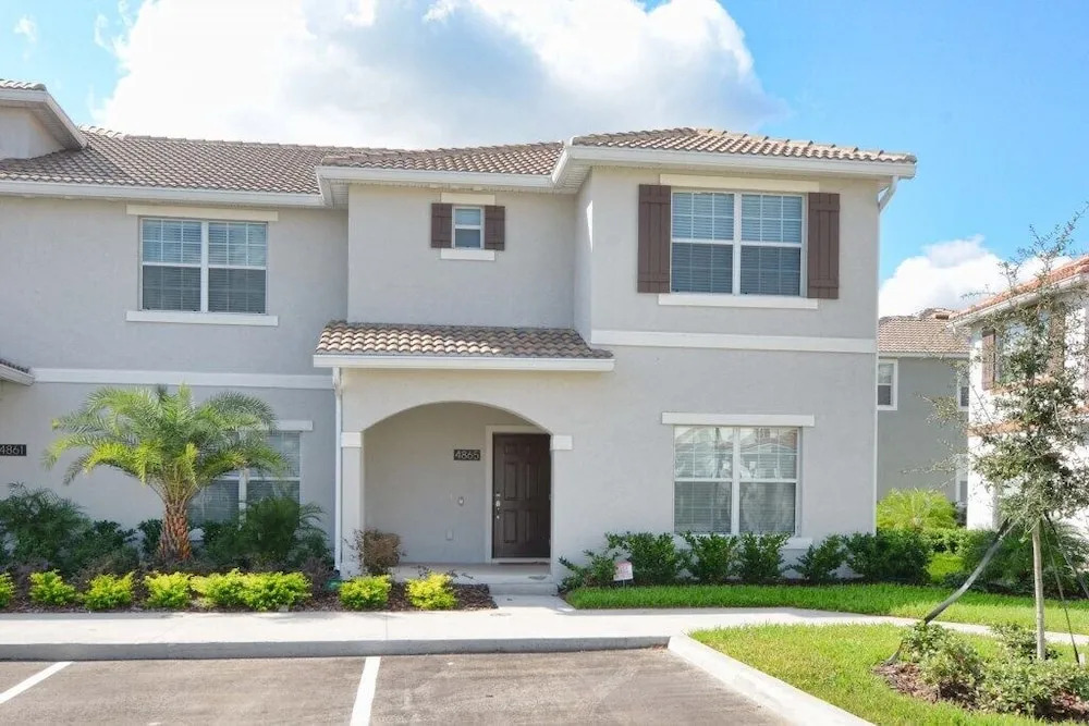 Storey Lake-5 Bedroom Townhome w/Splashpool-1606ST