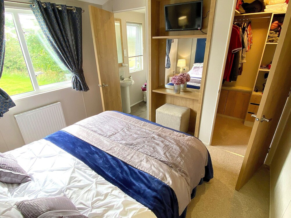 Meadow Lodge