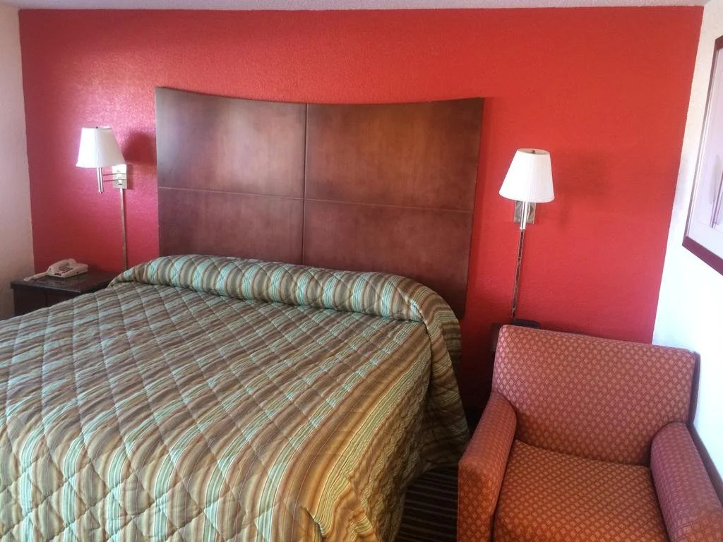Travel Inn and Suites