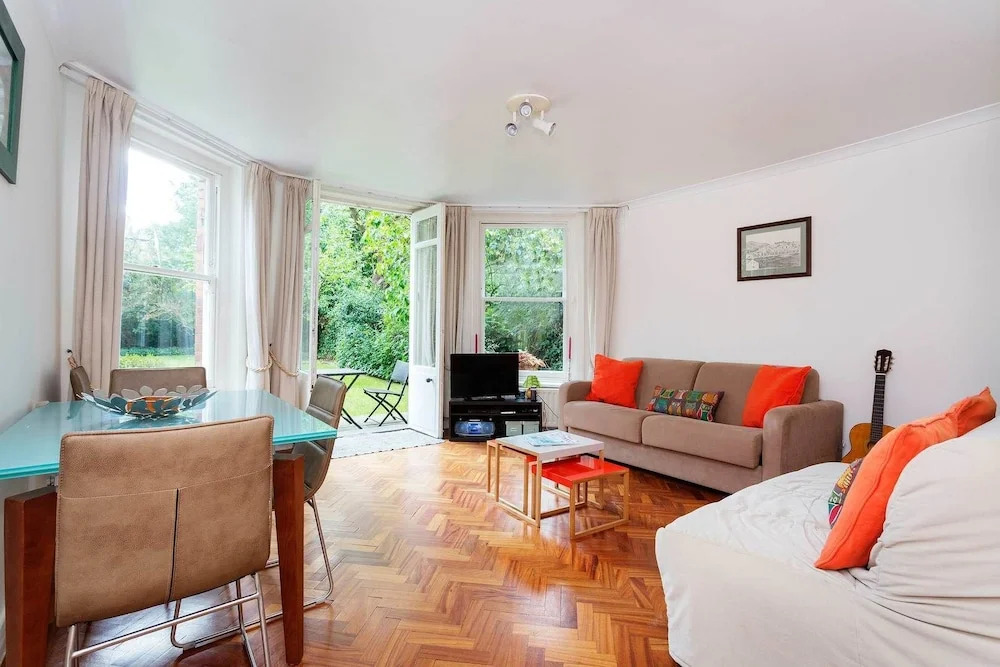 Veeve - Belsize Beauty