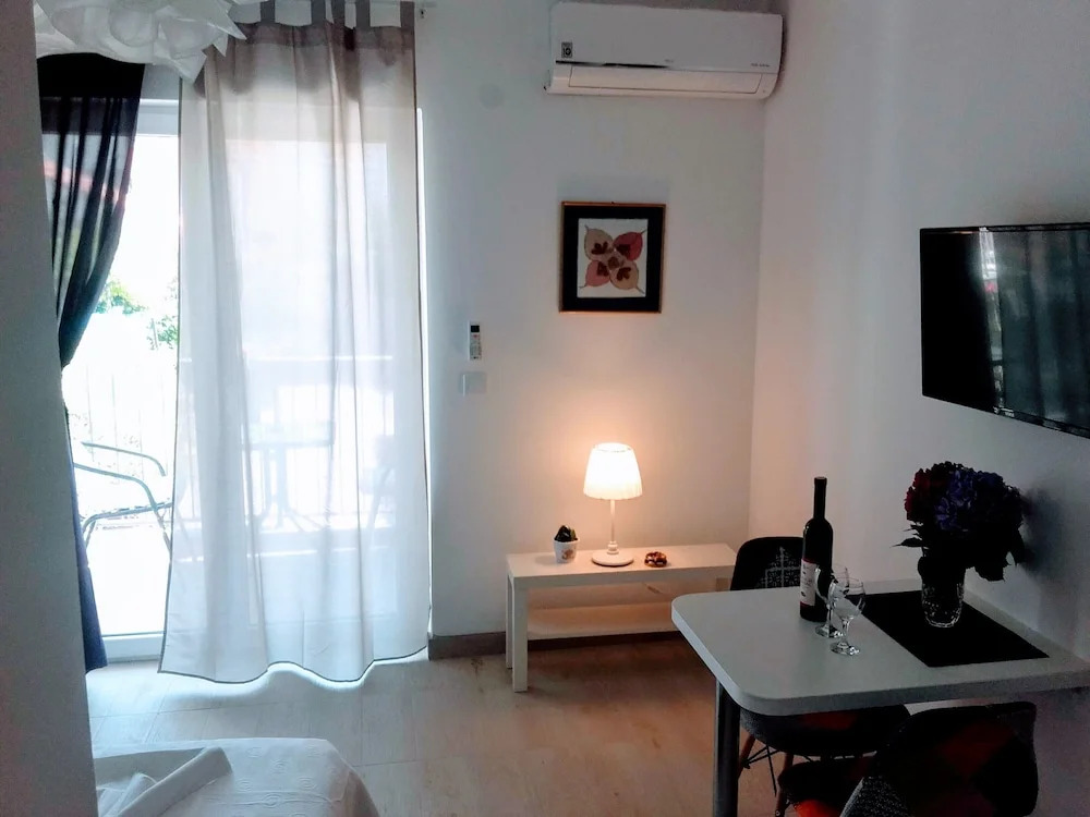 Guest House Djonovic