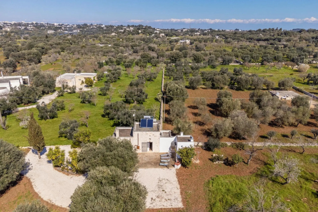 Country House among the olive trees