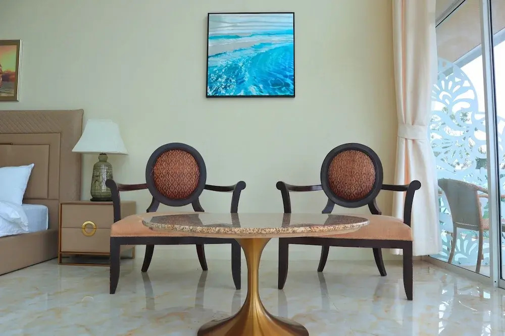 Ta Yai Beach Resort