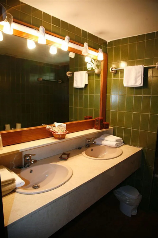 Hostal El Tozal