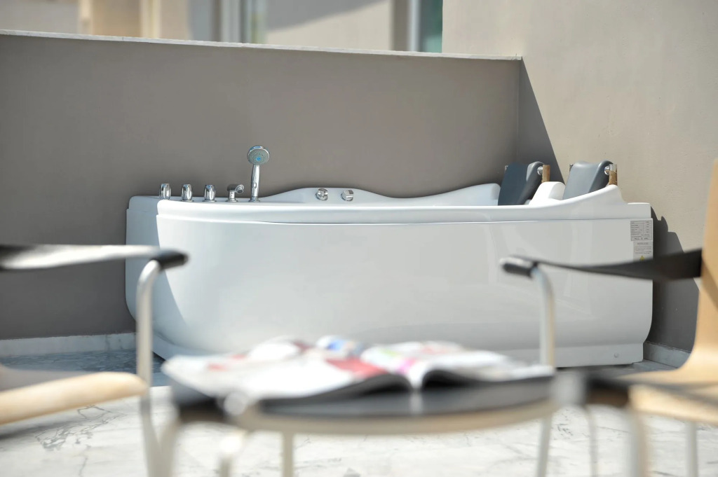 Athenian Riviera Hotel& Suites