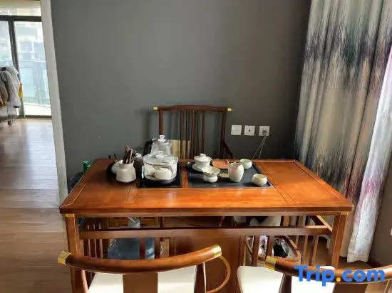 Shitu | The Lunar Sanctum · Full Seaview Cloud Vacation Boutique Stay (Dali Erhai)