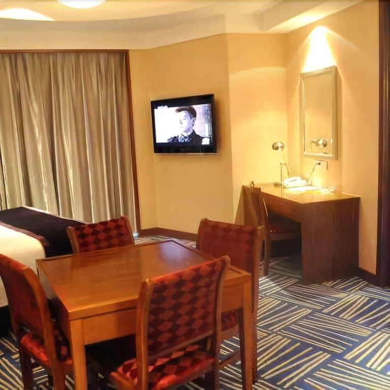 Earl Dynasty Hotel