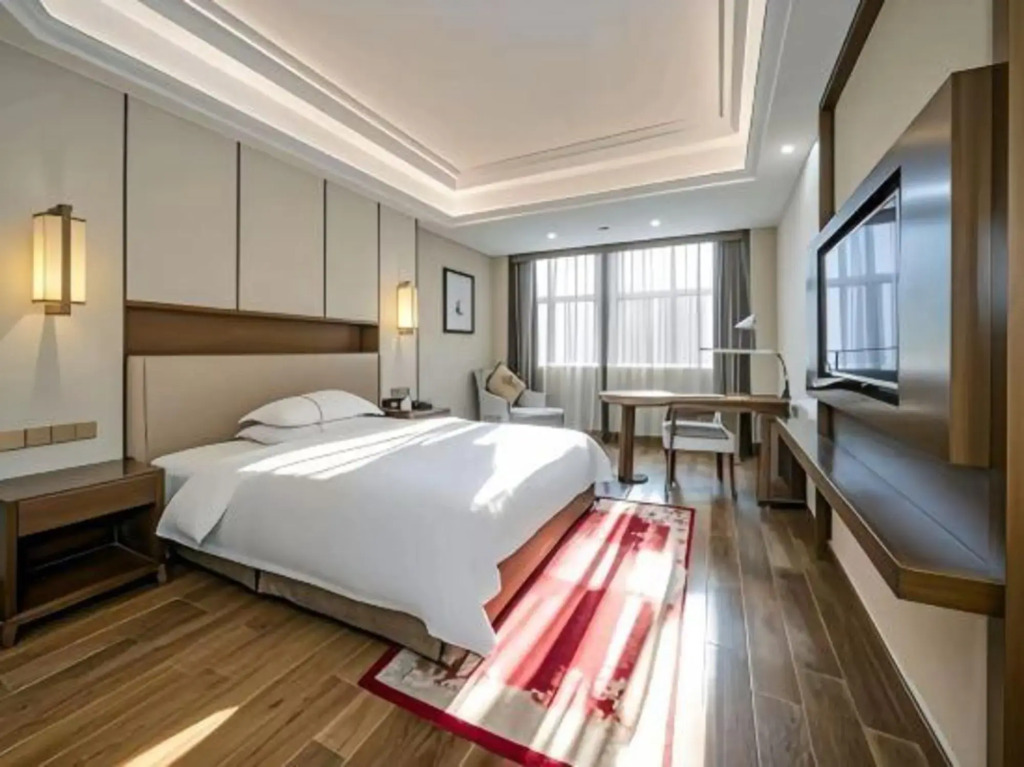 Jianan Business Hotel