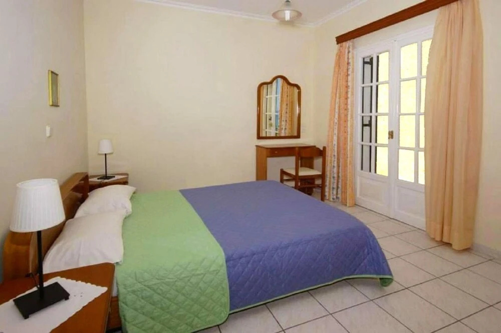Natalia Loft Apartment C With Panoramic sea Views of Agios Gordios bay