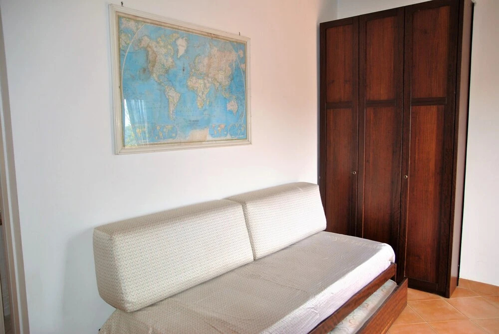 Suite on hill, air-conditioned apartment in villa with outdoor patio