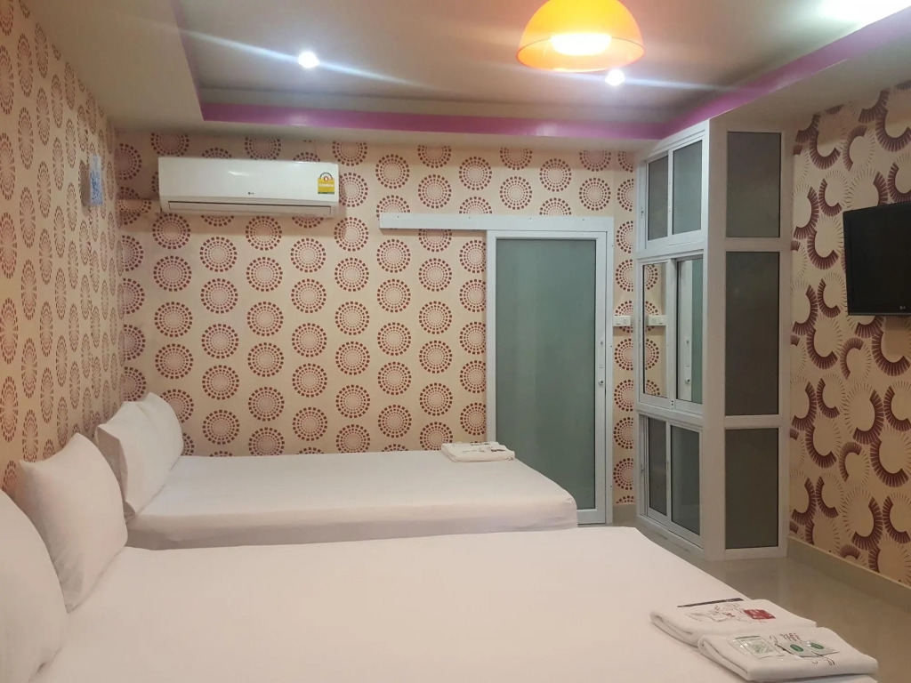 Lake View Resort