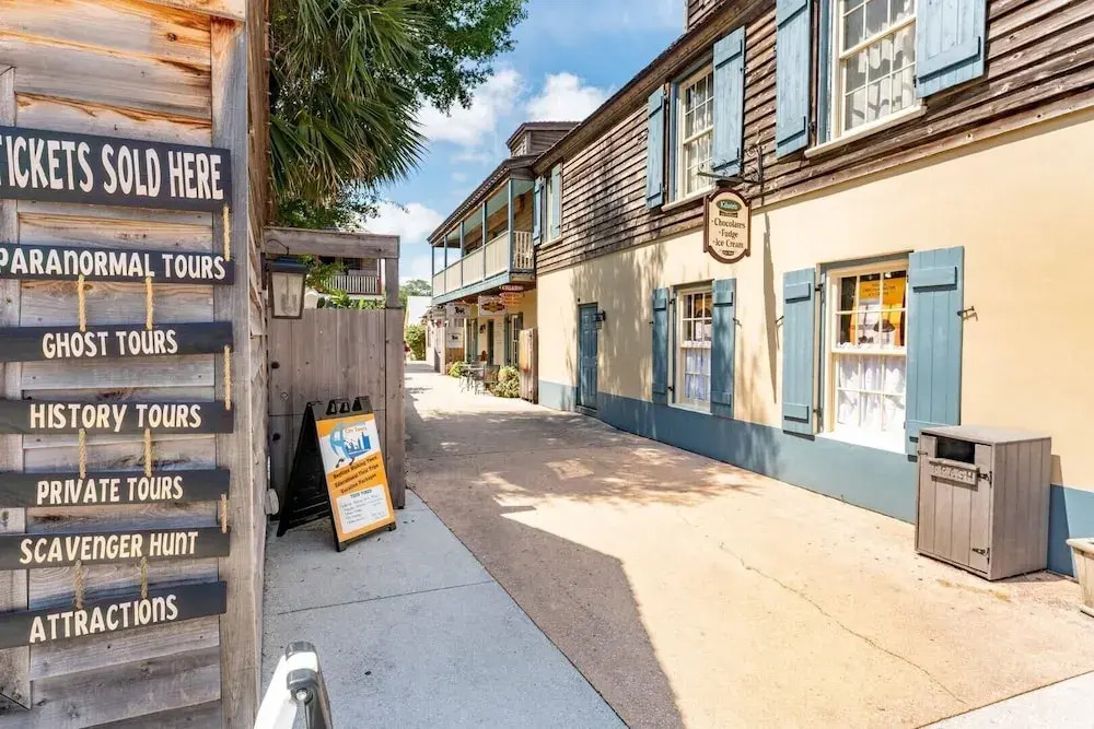 Beach Dreaming ~free Activities~oceanside~resort Amenities 2 Bedroom Condo by RedAwning