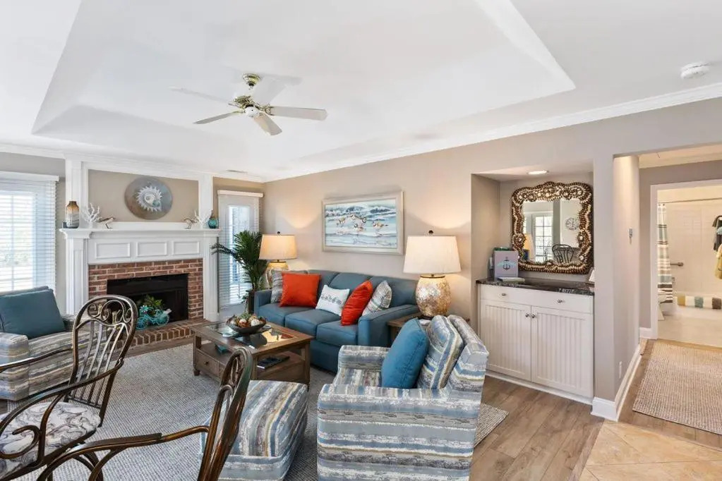 254 Evian 2 BR Shipyard Golf Condo