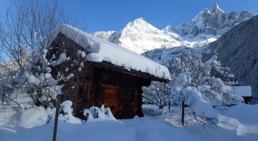 Chalet Sépia