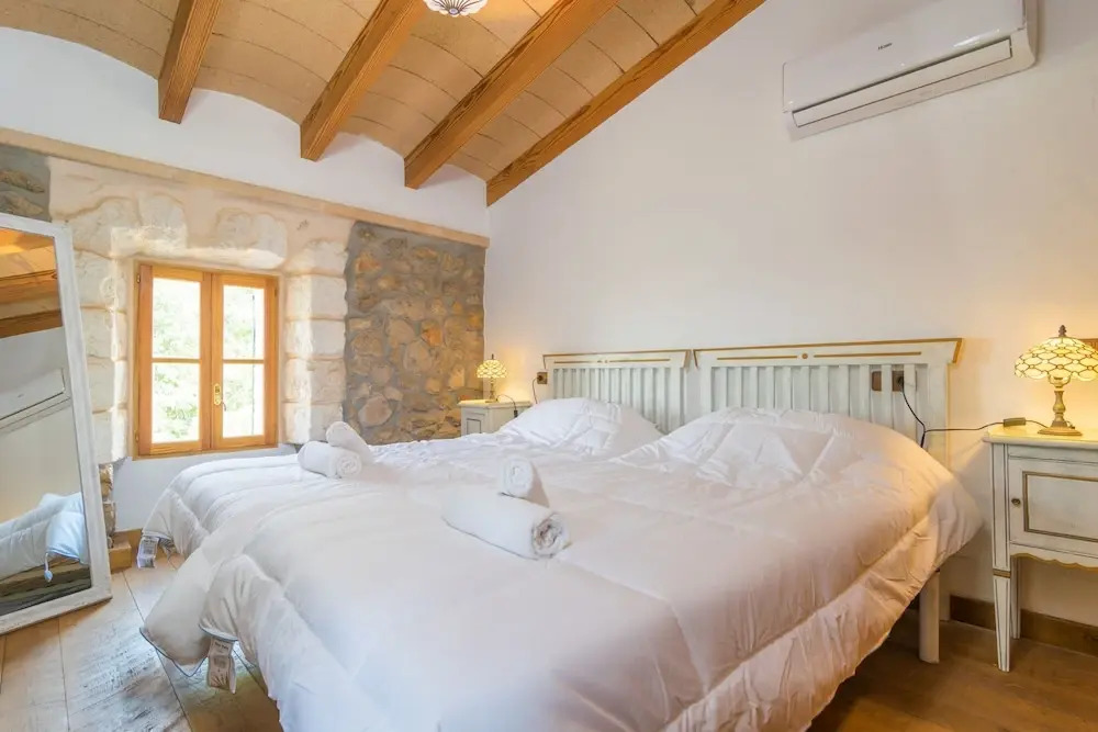 Son Paparra in Inca With 2 Bedrooms and 2 Bathrooms