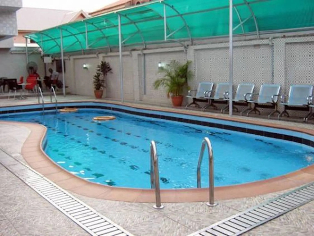 Hymax Grace Hotel and Suites