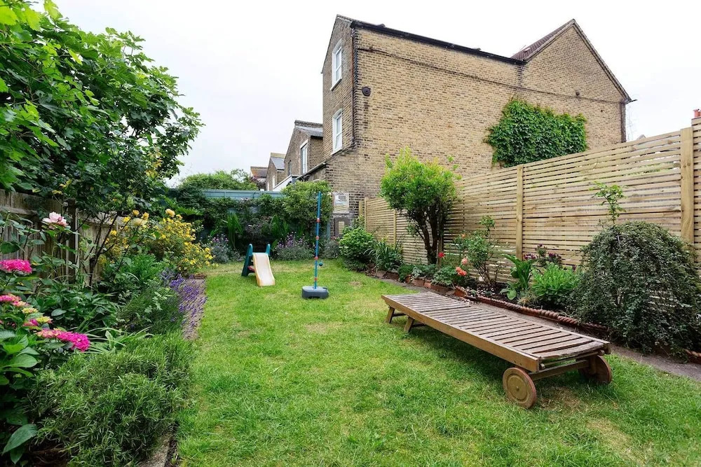 Botanical Home in East Dulwich