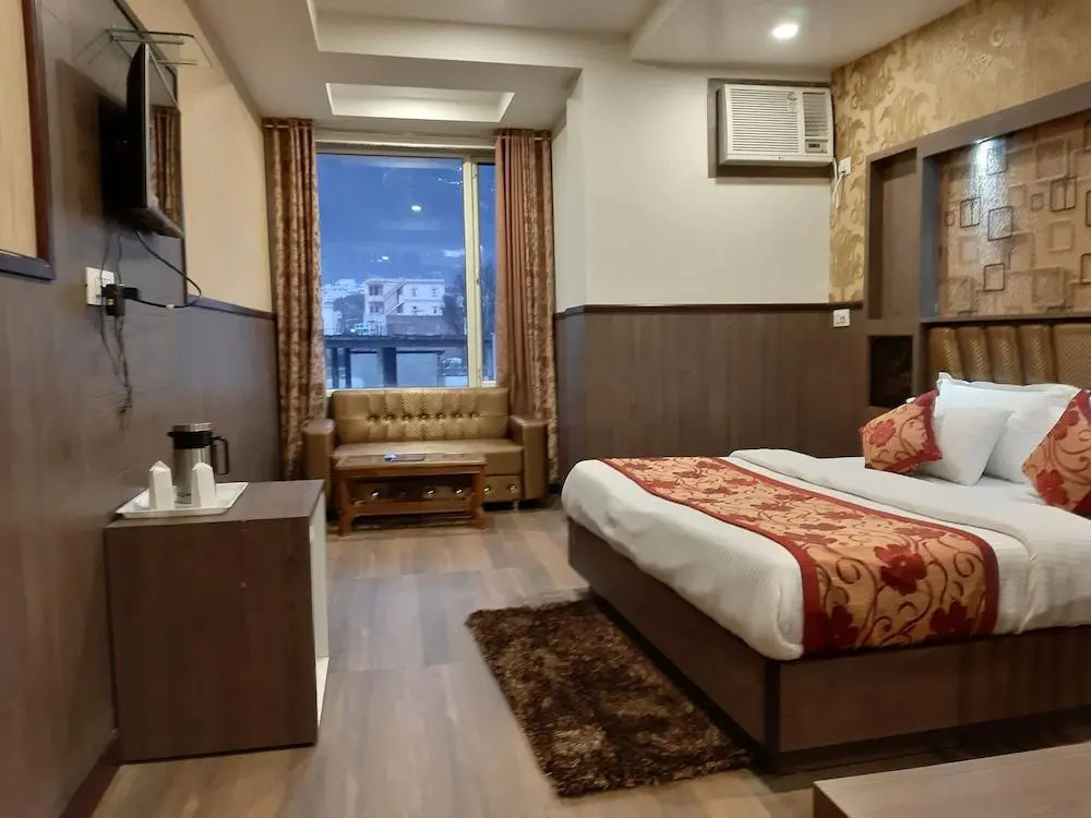 Hotel Chintpurni