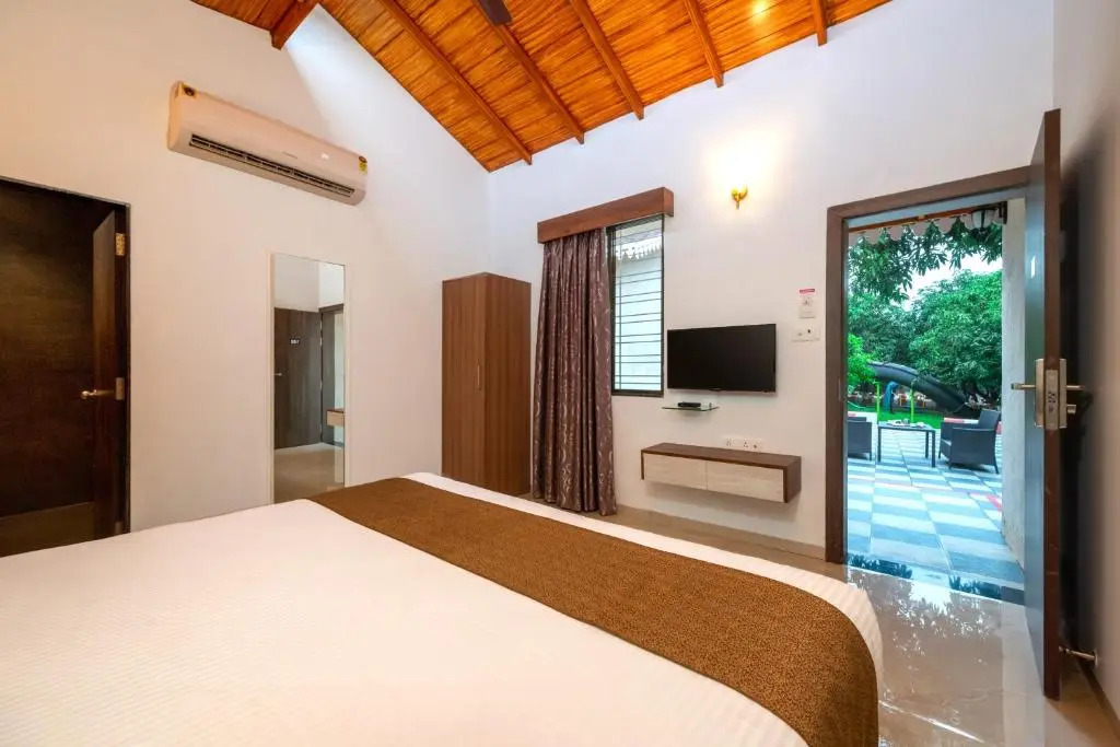 Freesia Resort by Express Inn