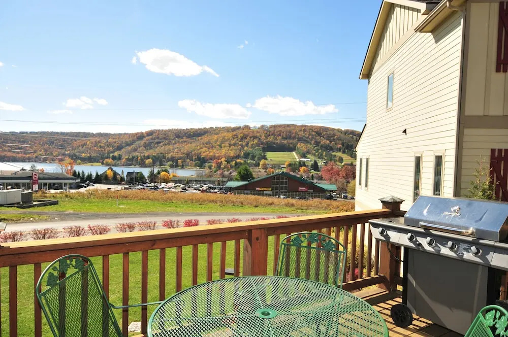 Another Day in Paradise 4 Bedroom Townhome