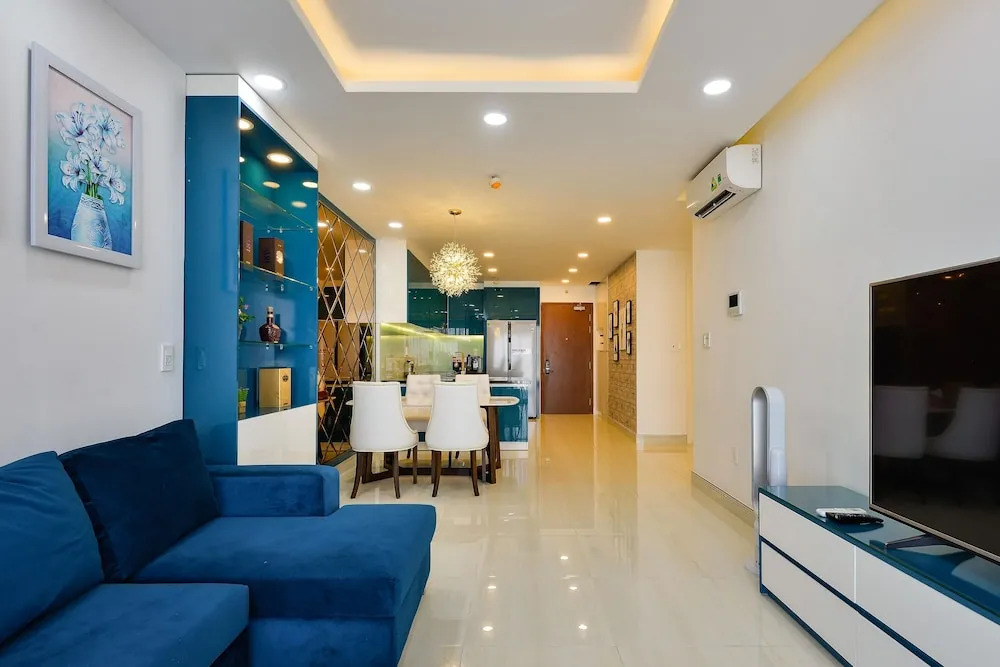 Gold View Apartment Floor 18