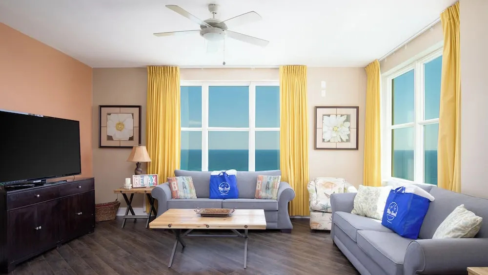 Aqua Resort 2101 - Coastal Haven