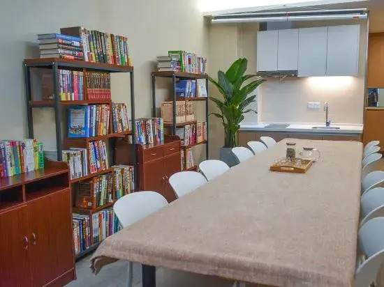 Yilian Xiyu Business Serviced Apartment (Gaoxin Digital Port Zhenghonghui)