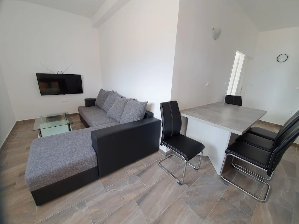 Apartments Ljubic
