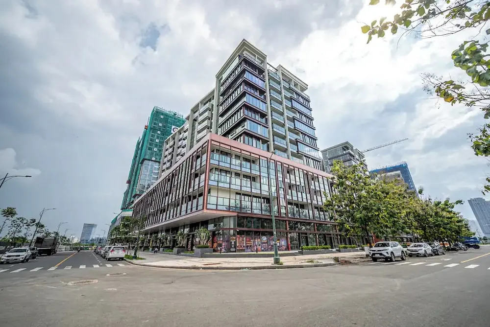 Bluesky Metropole Galleria Luxury