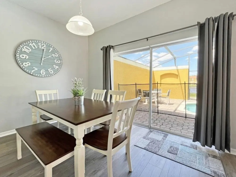 Villa Azul 4 Bedroom Townhouse by RedAwning