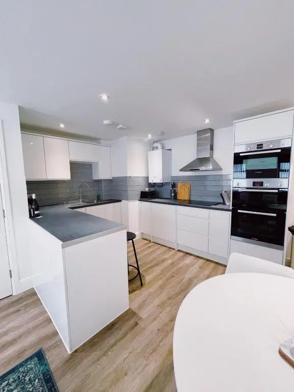 Prosper House Apartment 4