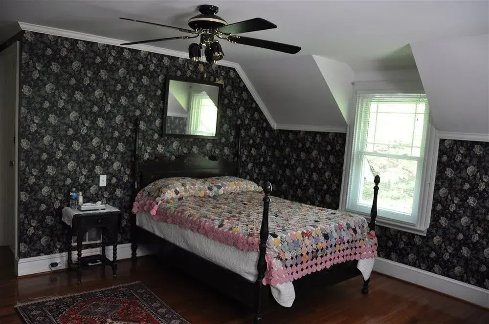 Wayne Bed & Breakfast Inn
