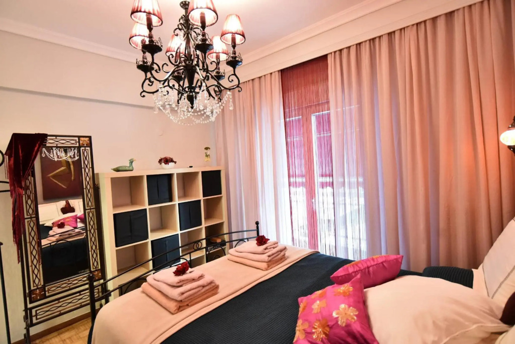 Queens Bed&Rest Luxury Apartment