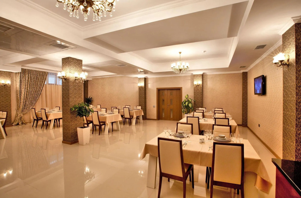 Paradise Hotel Baku