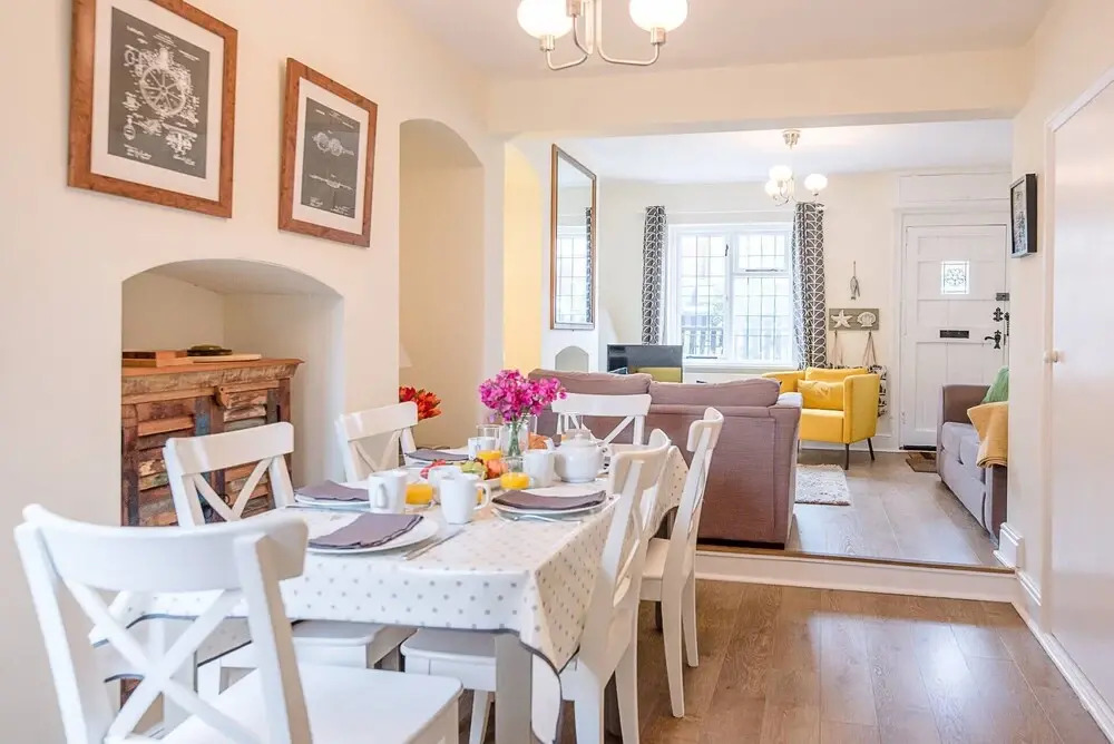 Compass Cottage