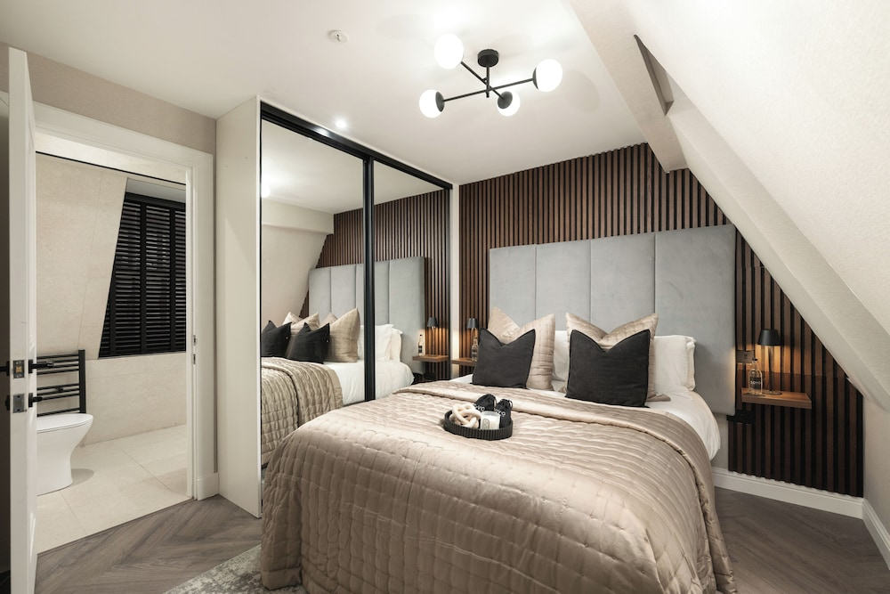 Sovo - South Lane Apartments - City Centre