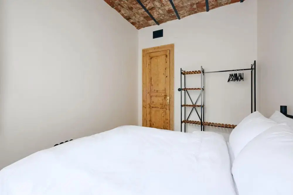 Flat With Balcony 8 min to Istiklal Avenue