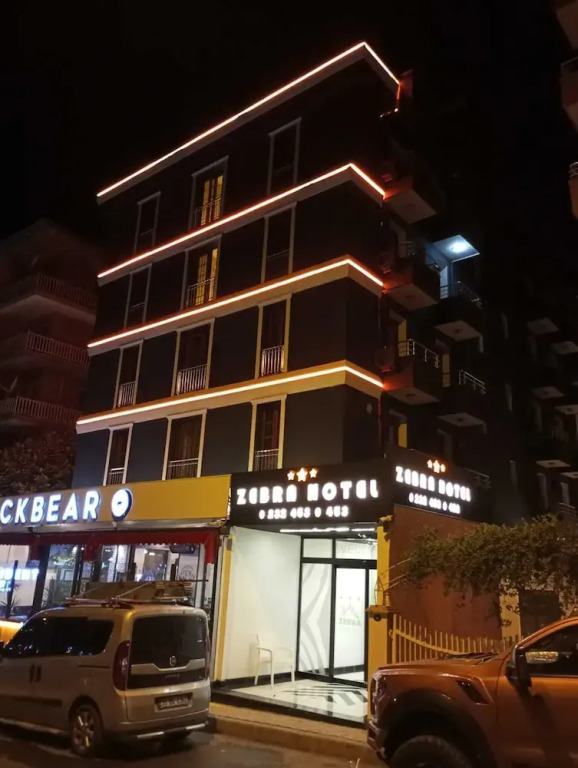 zebra otel buca