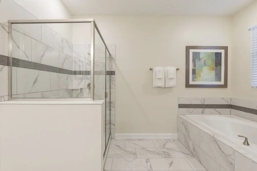 Champions Gate 1654 - Eight Bedroom Pool Home