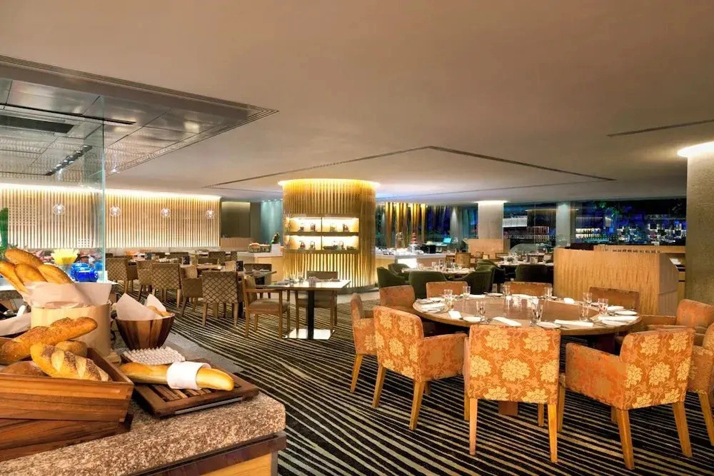 Krungthep Wing Apartment