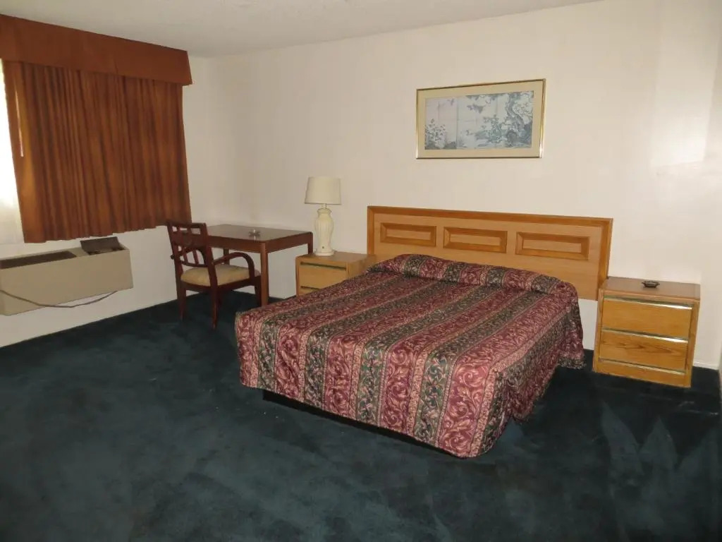 Jet Inn