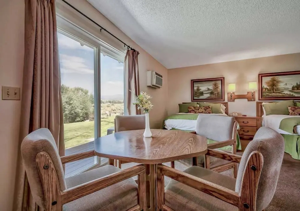 Walker River Lodge