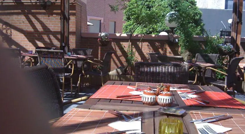 Pinos Eetcafe