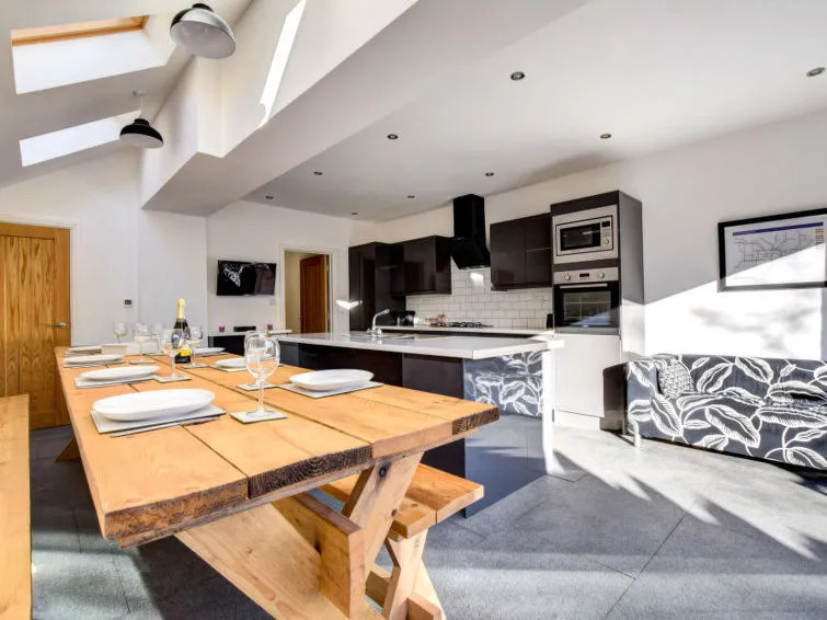 Holiday Home Ger y Taf