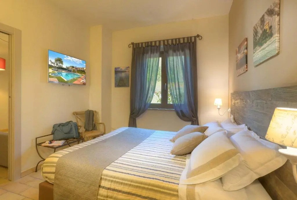 Villa Gens Camuria