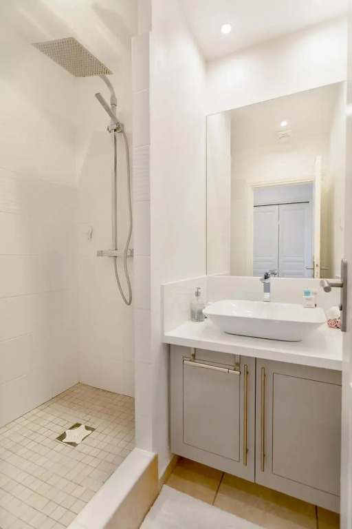 VILLA FLAMINGO, Beautiful 2 bedroom house - 1 min from the beach